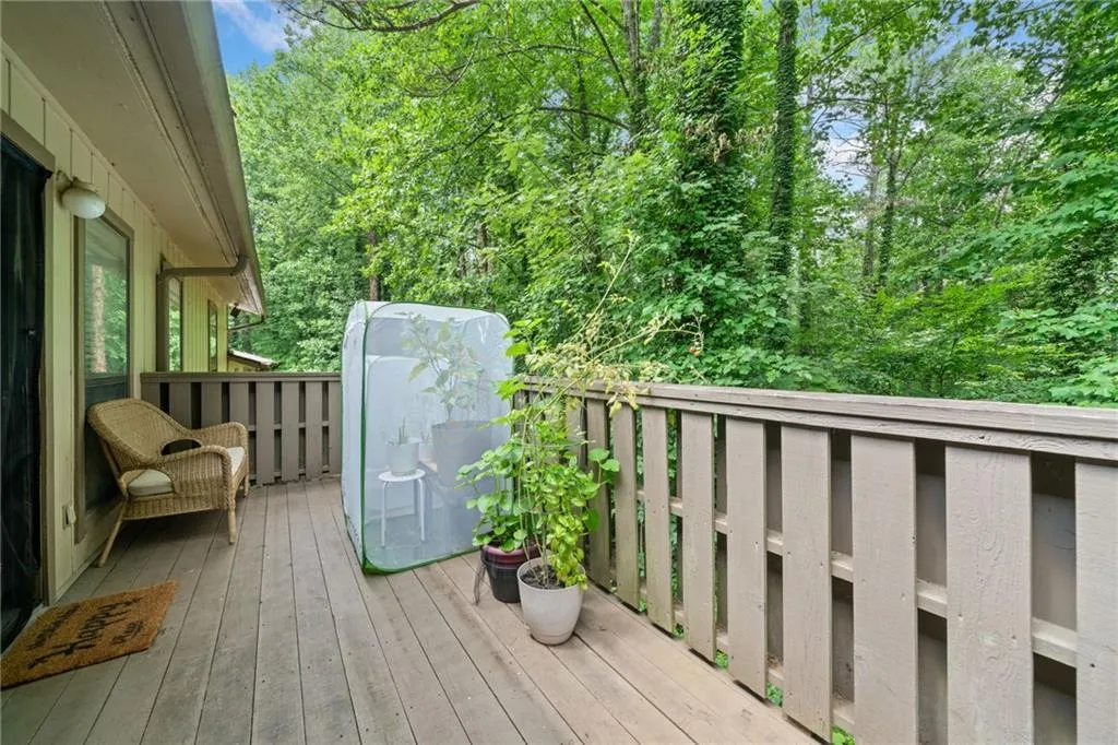 1706 Woodcliff Drive, Atlanta, Georgia 30350, 2 Bedrooms Bedrooms, ,2 BathroomsBathrooms,Residential,Sold,1706 Woodcliff Drive,7428685