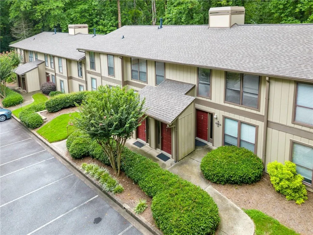 1706 Woodcliff Drive, Atlanta, Georgia 30350, 2 Bedrooms Bedrooms, ,2 BathroomsBathrooms,Residential,Sold,1706 Woodcliff Drive,7428685