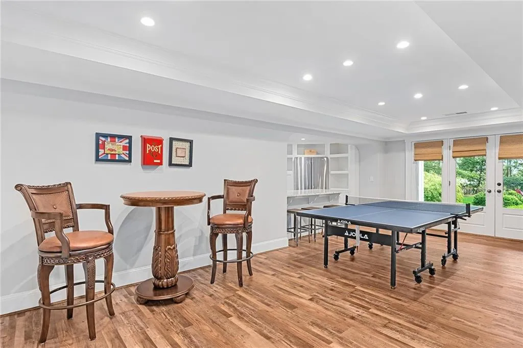 5660 Glen Errol Road, Atlanta, Georgia 30327, 4 Bedrooms Bedrooms, ,5 BathroomsBathrooms,Residential,Sold,5660 Glen Errol Road,7201382