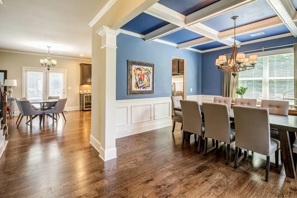 7795 Stratford Lane, Sandy Springs, Georgia 30350, 5 Bedrooms Bedrooms, ,4 BathroomsBathrooms,Residential,Sold,7795 Stratford Lane,6048106