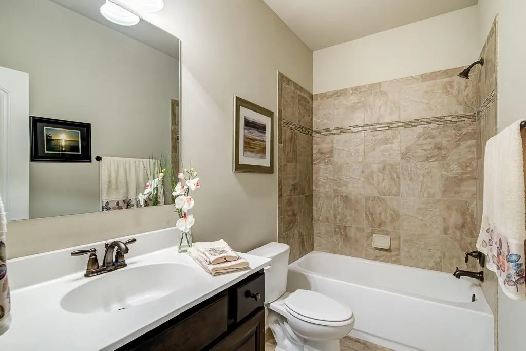 7795 Stratford Lane, Sandy Springs, Georgia 30350, 5 Bedrooms Bedrooms, ,4 BathroomsBathrooms,Residential,Sold,7795 Stratford Lane,6048106