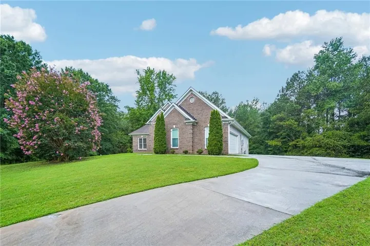 145 Clear Spring Lane, Oxford, Georgia 30054
