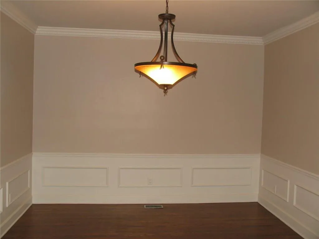 Atlanta, Georgia 30327, 3 Bedrooms Bedrooms, ,3 BathroomsBathrooms,Residential,Sold,5672160