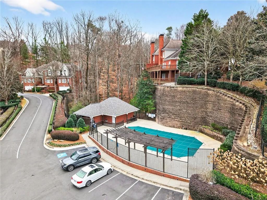 Community pool