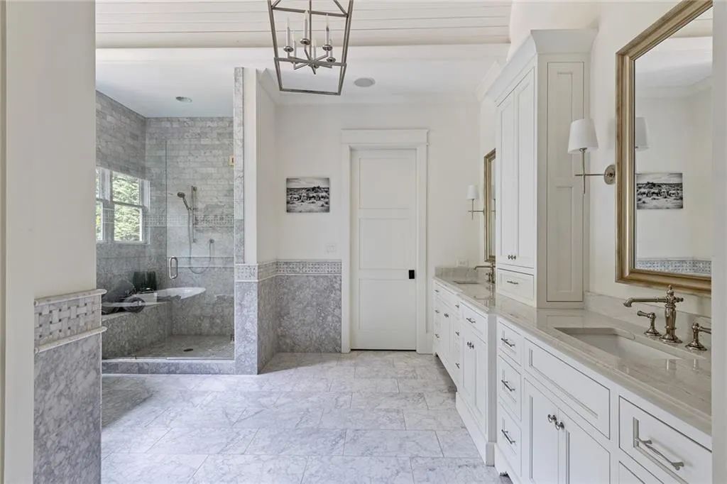 5291 Lake Forrest Drive, Atlanta, Georgia 30342, 6 Bedrooms Bedrooms, ,6 BathroomsBathrooms,Residential,Sold,5291 Lake Forrest Drive,7110310