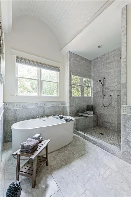 5291 Lake Forrest Drive, Atlanta, Georgia 30342, 6 Bedrooms Bedrooms, ,6 BathroomsBathrooms,Residential,Sold,5291 Lake Forrest Drive,7110310