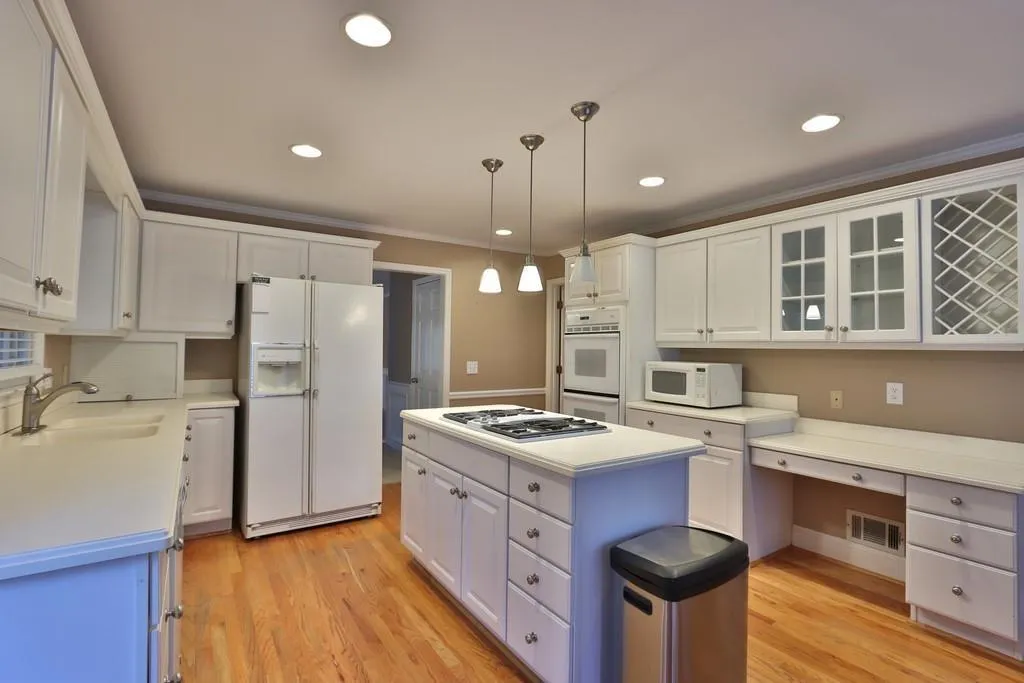 7110 Northgreen Drive, Sandy Springs, Georgia 30328, 4 Bedrooms Bedrooms, ,2 BathroomsBathrooms,Residential,Sold,7110 Northgreen Drive,6712347