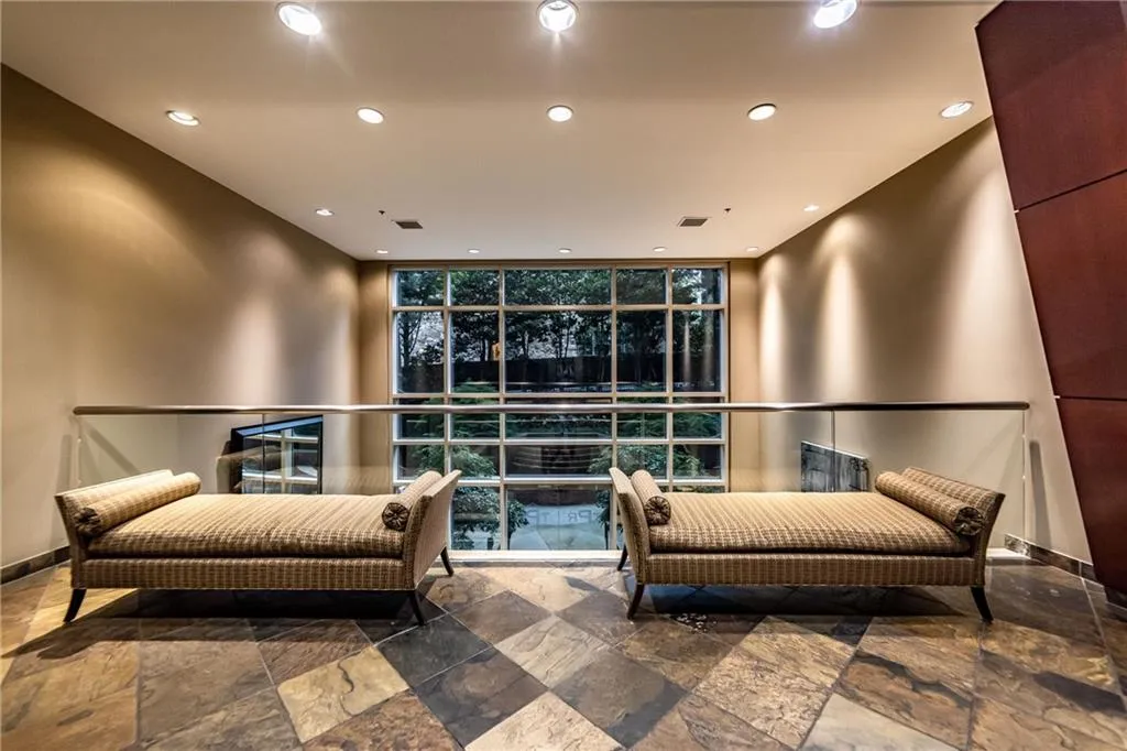 2626 Peachtree Road Nw Unit 412, Atlanta, Georgia 30305, 2 Bedrooms Bedrooms, ,2 BathroomsBathrooms,Residential,For Sale,2626 Peachtree Road Nw Unit 412,7611763