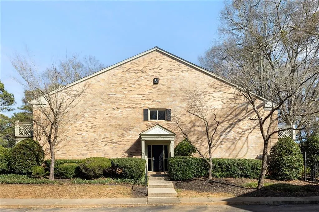 3650 Ashford Dunwoody Road Ne Unit 217, Atlanta, Georgia 30319, 2 Bedrooms Bedrooms, 0 ,1 BathroomBathrooms,Residential,Sold,3650 Ashford Dunwoody Road Ne Unit 217,7709551