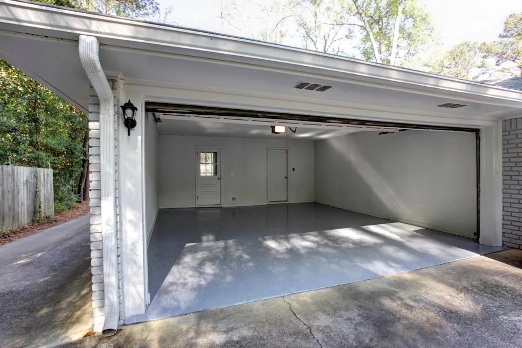 6275 River Shore Parkway, Atlanta, Georgia 30328, 4 Bedrooms Bedrooms, ,3 BathroomsBathrooms,Residential,Sold,6275 River Shore Parkway,5998654