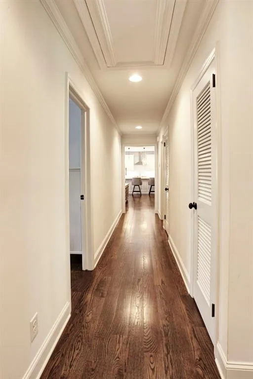 6275 River Shore Parkway, Atlanta, Georgia 30328, 4 Bedrooms Bedrooms, ,3 BathroomsBathrooms,Residential,Sold,6275 River Shore Parkway,5998654