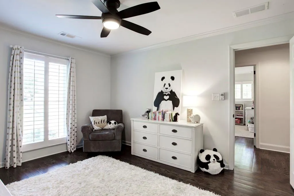 6275 River Shore Parkway, Atlanta, Georgia 30328, 4 Bedrooms Bedrooms, ,3 BathroomsBathrooms,Residential,Sold,6275 River Shore Parkway,5998654