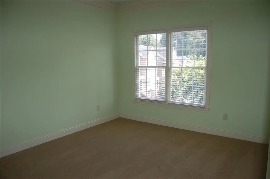 210 Meeting Lane Unit 210, Atlanta, Georgia 30342, 4 Bedrooms Bedrooms, ,3 BathroomsBathrooms,Residential,Sold,210 Meeting Lane Unit 210,6014117