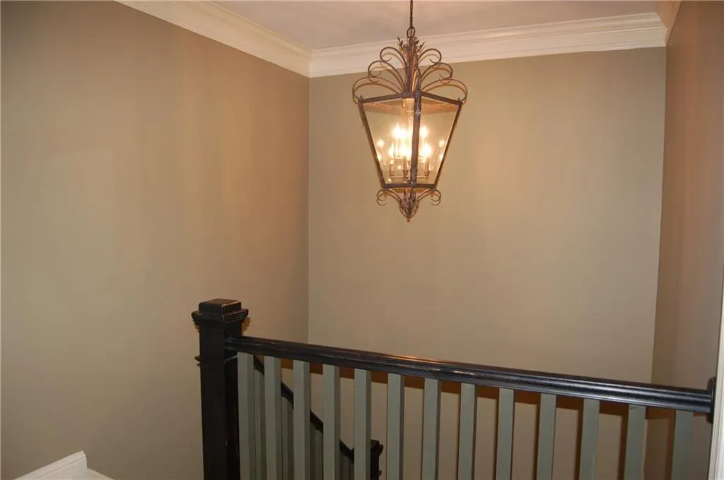210 Meeting Lane Unit 210, Atlanta, Georgia 30342, 4 Bedrooms Bedrooms, ,3 BathroomsBathrooms,Residential,Sold,210 Meeting Lane Unit 210,6014117