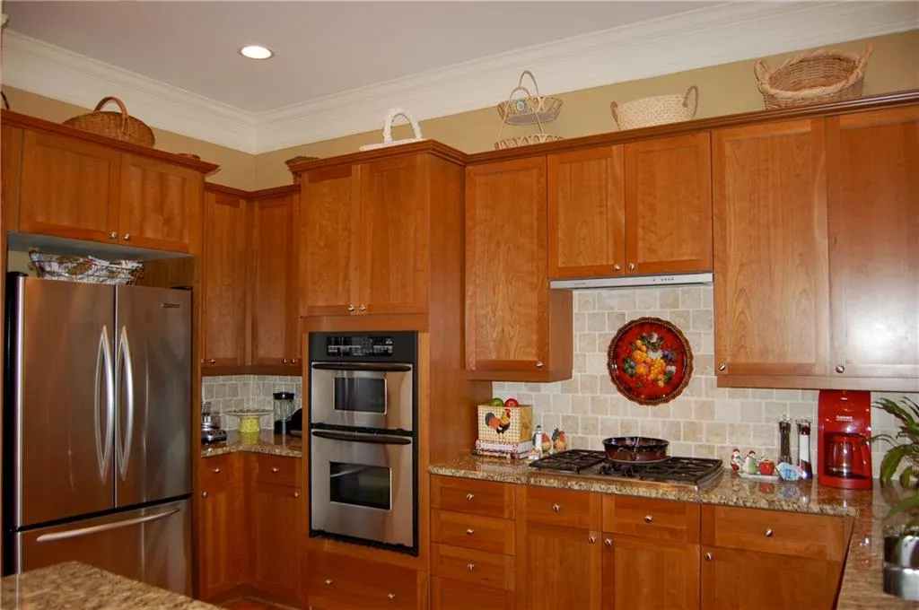 210 Meeting Lane Unit 210, Atlanta, Georgia 30342, 4 Bedrooms Bedrooms, ,3 BathroomsBathrooms,Residential,Sold,210 Meeting Lane Unit 210,6014117