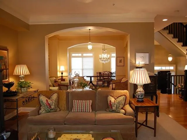 210 Meeting Lane Unit 210, Atlanta, Georgia 30342, 4 Bedrooms Bedrooms, ,3 BathroomsBathrooms,Residential,Sold,210 Meeting Lane Unit 210,6014117