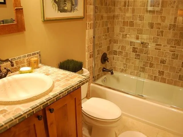 210 Meeting Lane Unit 210, Atlanta, Georgia 30342, 4 Bedrooms Bedrooms, ,3 BathroomsBathrooms,Residential,Sold,210 Meeting Lane Unit 210,6014117