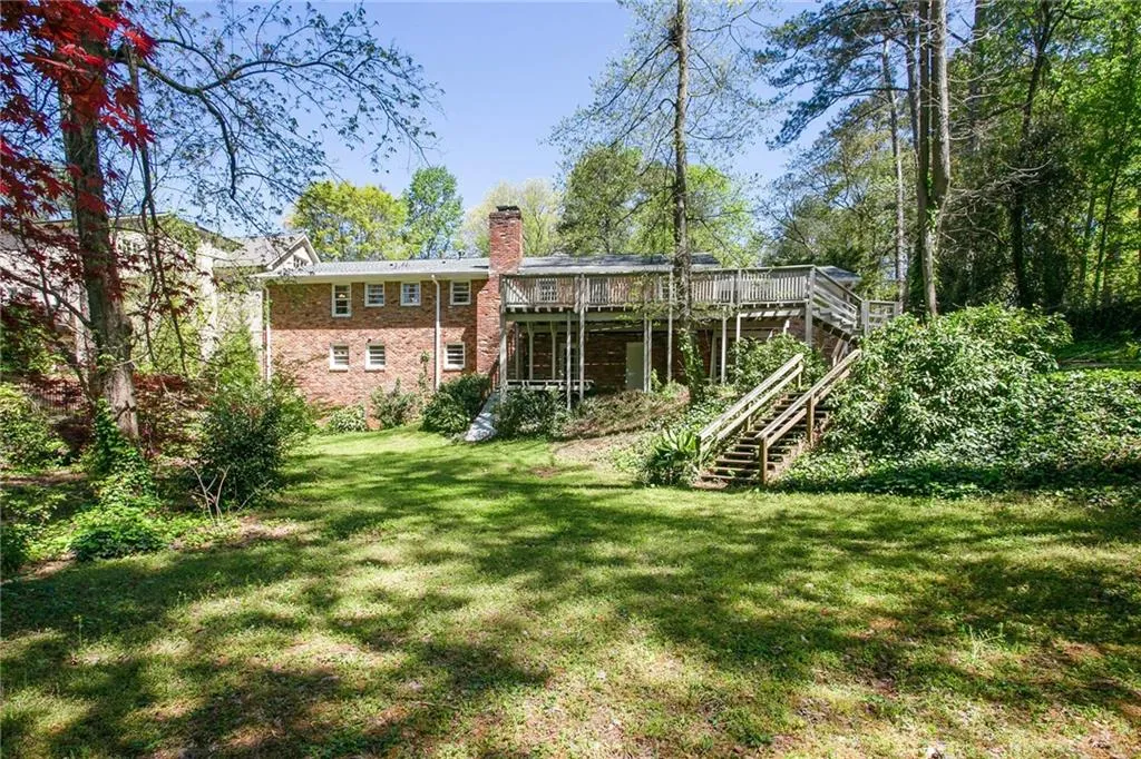 335 Montevallo Drive, Atlanta, Georgia 30342, 4 Bedrooms Bedrooms, ,3 BathroomsBathrooms,Residential,Sold,335 Montevallo Drive,6705396