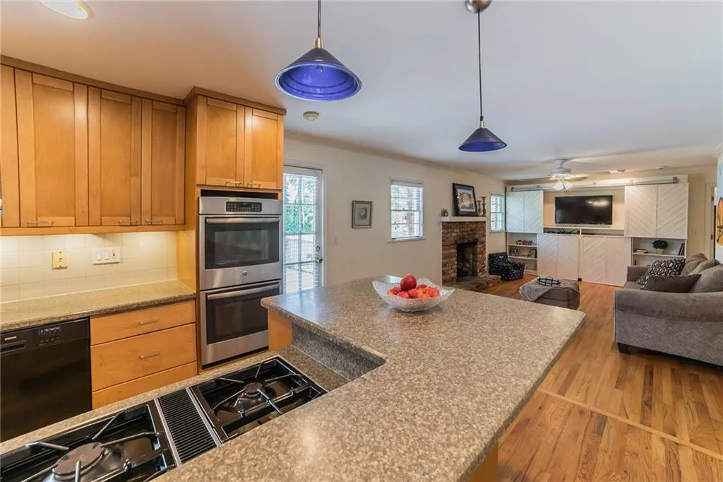 335 Montevallo Drive, Atlanta, Georgia 30342, 4 Bedrooms Bedrooms, ,3 BathroomsBathrooms,Residential,Sold,335 Montevallo Drive,6705396