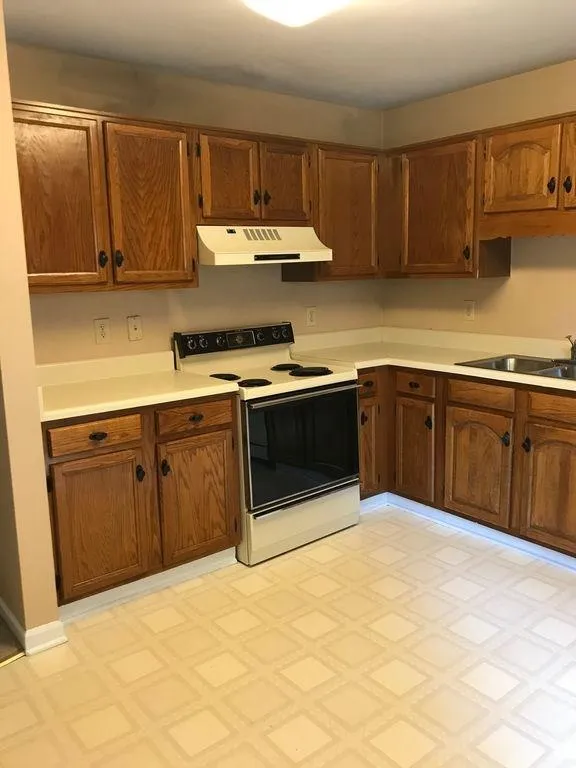 9113 Carroll Manor Drive, Atlanta, Georgia 30350, 2 Bedrooms Bedrooms, ,2 BathroomsBathrooms,Residential,Sold,9113 Carroll Manor Drive,6085468