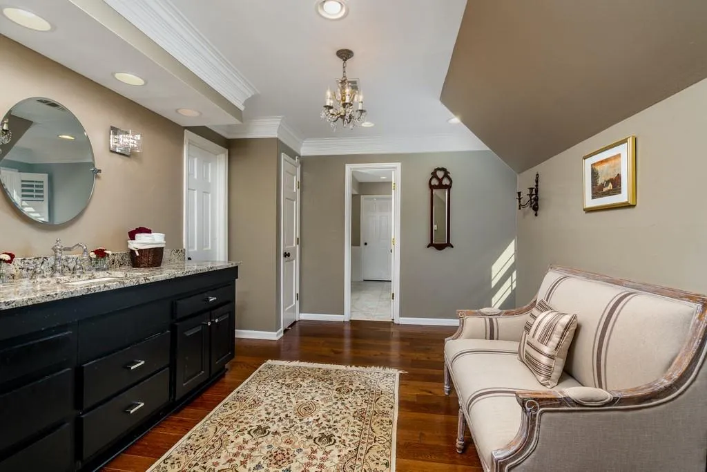 540 Valley Hall Drive, Sandy Springs, Georgia 30350, 5 Bedrooms Bedrooms, ,3 BathroomsBathrooms,Residential,Sold,540 Valley Hall Drive,6786634