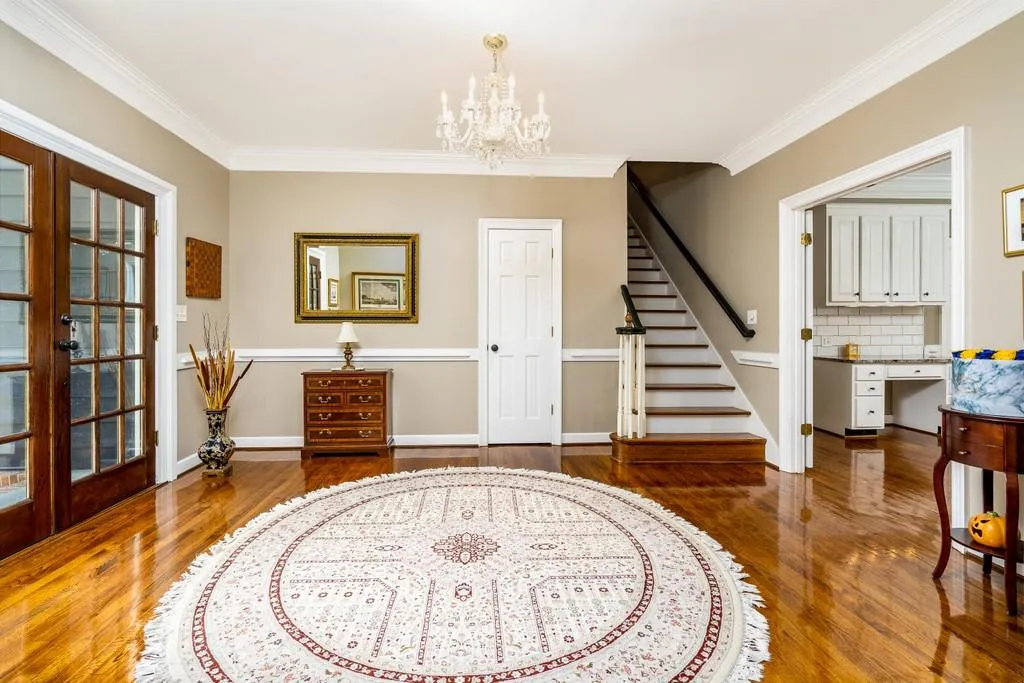 540 Valley Hall Drive, Sandy Springs, Georgia 30350, 5 Bedrooms Bedrooms, ,3 BathroomsBathrooms,Residential,Sold,540 Valley Hall Drive,6786634