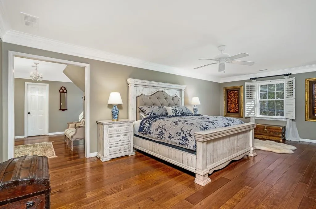 540 Valley Hall Drive, Sandy Springs, Georgia 30350, 5 Bedrooms Bedrooms, ,3 BathroomsBathrooms,Residential,Sold,540 Valley Hall Drive,6786634