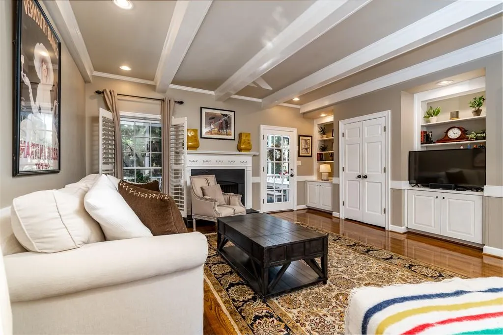 540 Valley Hall Drive, Sandy Springs, Georgia 30350, 5 Bedrooms Bedrooms, ,3 BathroomsBathrooms,Residential,Sold,540 Valley Hall Drive,6786634