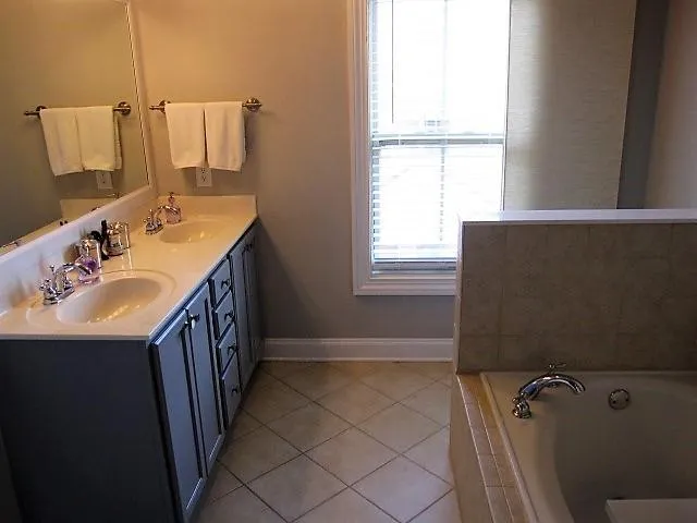 224 Le Gran View, Sandy Springs, Georgia 30328, 3 Bedrooms Bedrooms, ,2 BathroomsBathrooms,Residential,Sold,224 Le Gran View,6568641