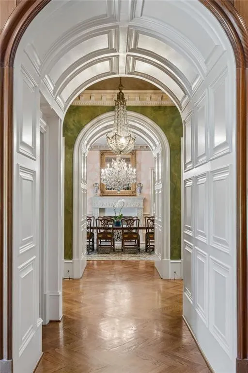 125 Blackland Road Nw, Atlanta, Georgia 30342, 5 Bedrooms Bedrooms, 0 ,5 BathroomsBathrooms,Residential,For Sale,125 Blackland Road Nw,7786547