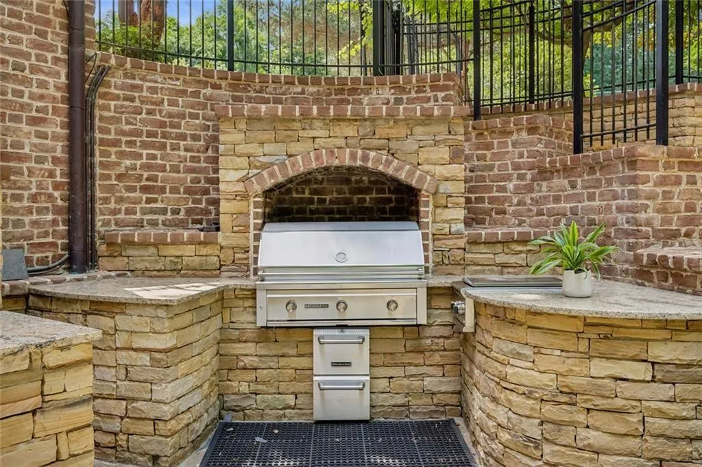 Private outdoor kitchen