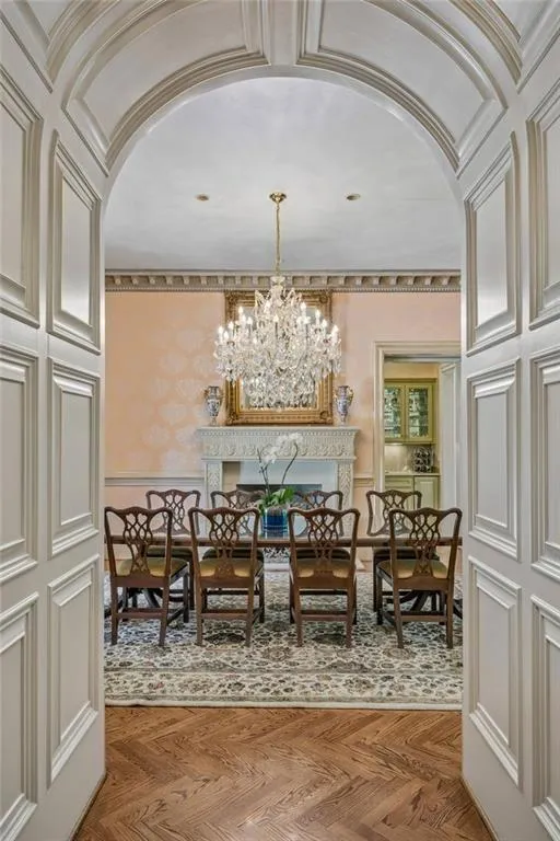 125 Blackland Road Nw, Atlanta, Georgia 30342, 5 Bedrooms Bedrooms, 0 ,5 BathroomsBathrooms,Residential,For Sale,125 Blackland Road Nw,7786547