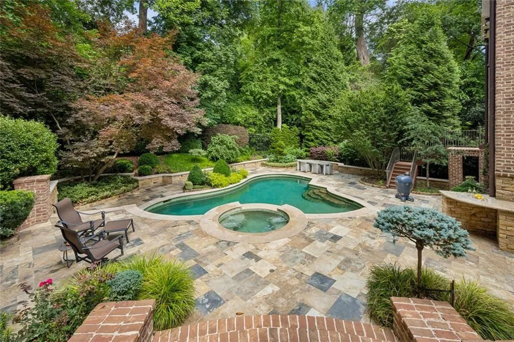 This backyard is simply extraordinary.