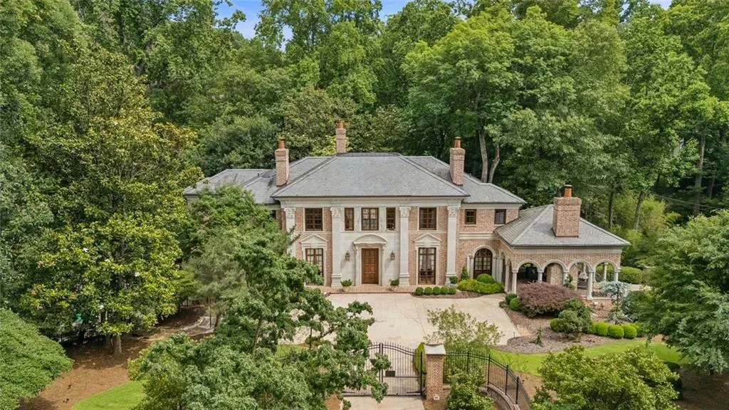 125 Blackland Road Nw, Atlanta, Georgia 30342, 5 Bedrooms Bedrooms, 0 ,5 BathroomsBathrooms,Residential,For Sale,125 Blackland Road Nw,7786547
