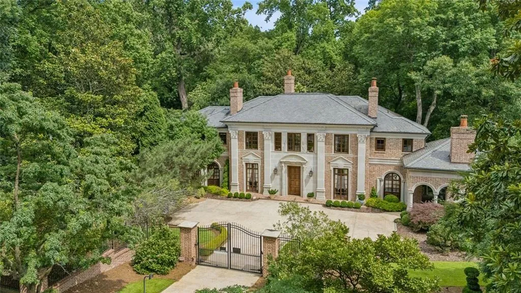 125 Blackland Road Nw, Atlanta, Georgia 30342, 5 Bedrooms Bedrooms, 0 ,5 BathroomsBathrooms,Residential,For Sale,125 Blackland Road Nw,7786547