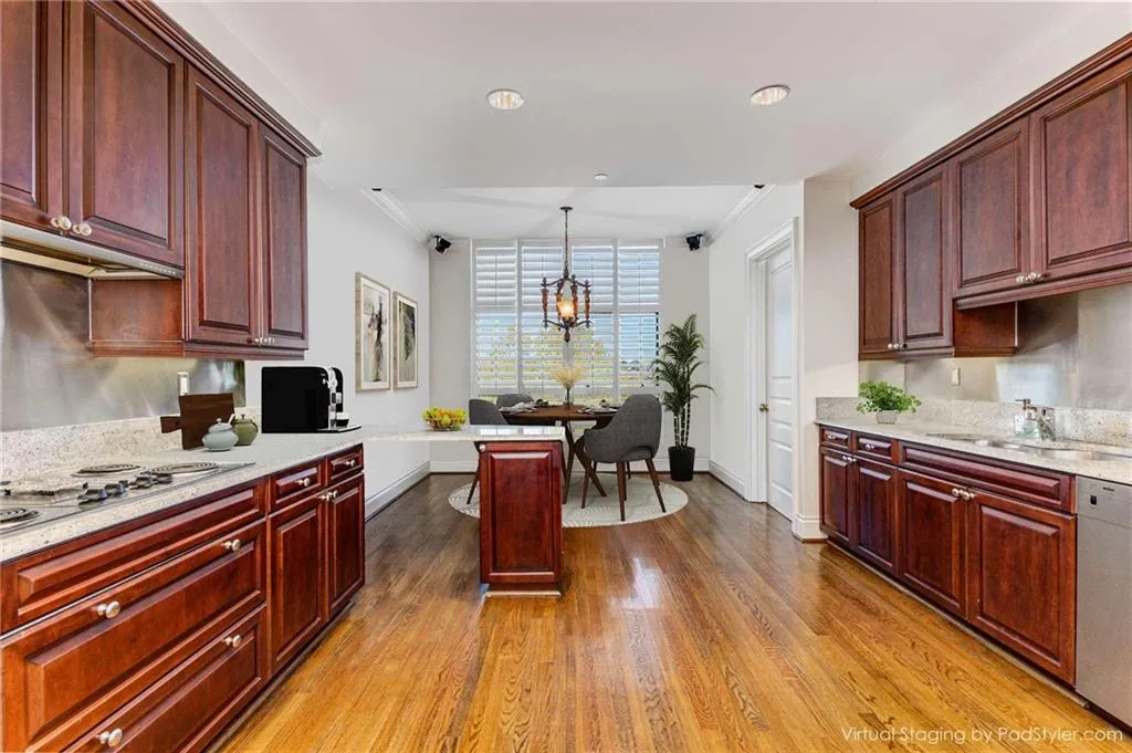 750 Park Avenue Ne Unit 8e, Atlanta, Georgia 30326, 2 Bedrooms Bedrooms, ,2 BathroomsBathrooms,Residential,For Sale,750 Park Avenue Ne Unit 8e,7494921