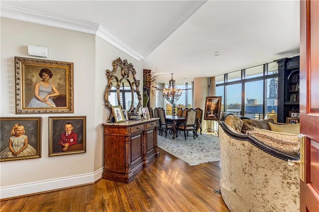 750 Park Avenue Ne Unit 8e, Atlanta, Georgia 30326, 2 Bedrooms Bedrooms, ,2 BathroomsBathrooms,Residential,For Sale,750 Park Avenue Ne Unit 8e,7494921