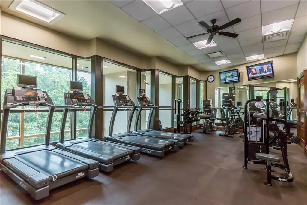 750 Park Avenue Ne Unit 8e, Atlanta, Georgia 30326, 2 Bedrooms Bedrooms, ,2 BathroomsBathrooms,Residential,For Sale,750 Park Avenue Ne Unit 8e,7494921