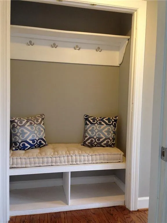 730 Glenridge Close Drive, Sandy Springs, Georgia 30328, 4 Bedrooms Bedrooms, ,2 BathroomsBathrooms,Residential,Sold,730 Glenridge Close Drive,5651211