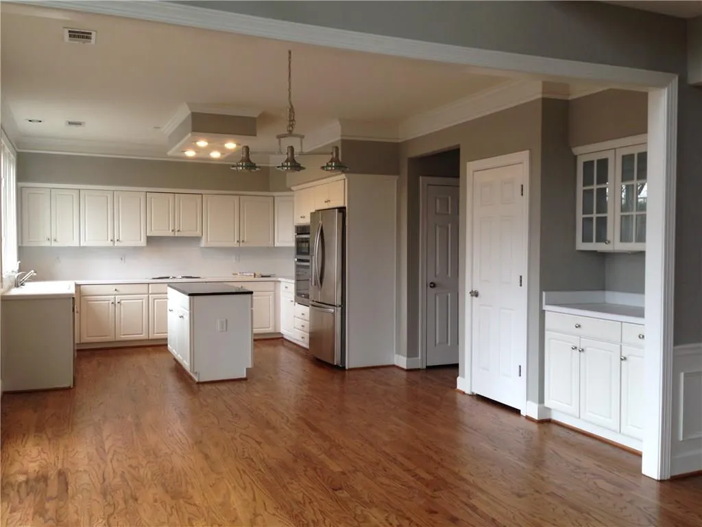 730 Glenridge Close Drive, Sandy Springs, Georgia 30328, 4 Bedrooms Bedrooms, ,2 BathroomsBathrooms,Residential,Sold,730 Glenridge Close Drive,5651211