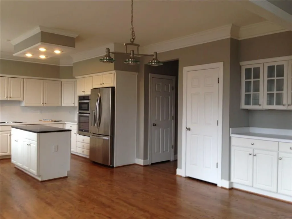 730 Glenridge Close Drive, Sandy Springs, Georgia 30328, 4 Bedrooms Bedrooms, ,2 BathroomsBathrooms,Residential,Sold,730 Glenridge Close Drive,5651211