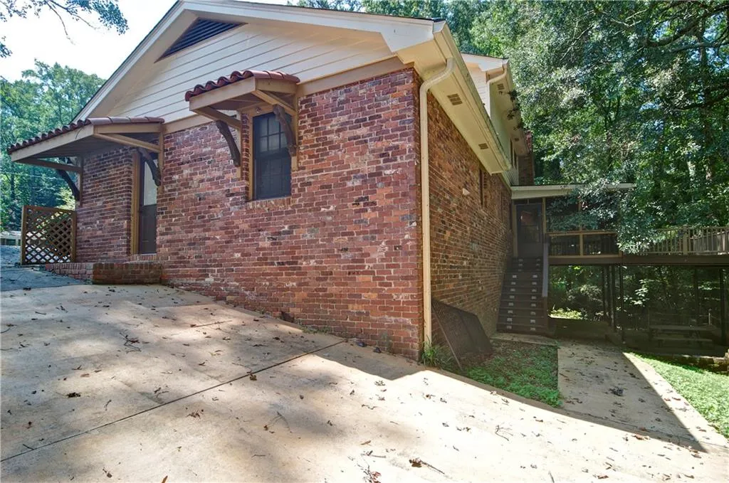 This driveway is not as steep as it appears in the photo.