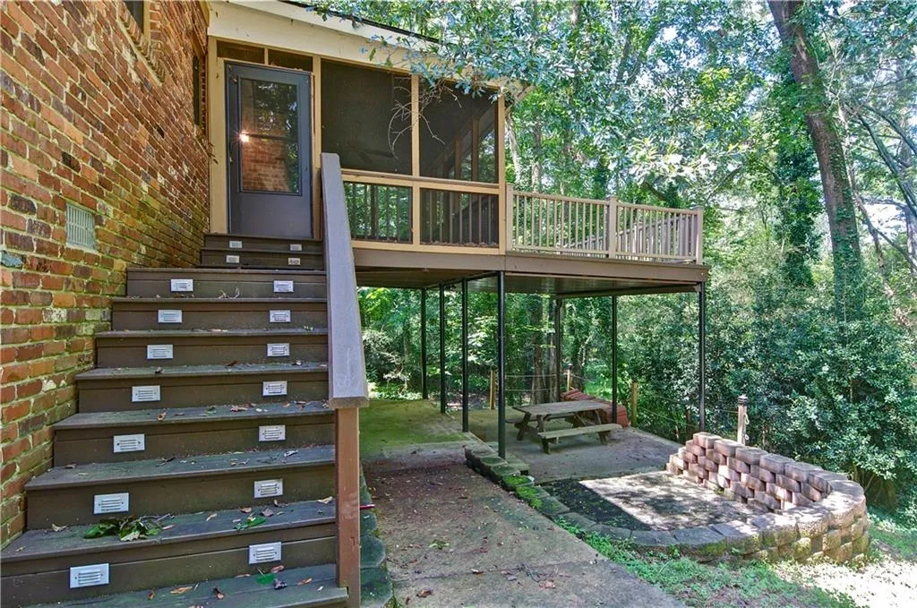 3621 Wood Valley Court Ne, Brookhaven, Georgia 30319, 4 Bedrooms Bedrooms, ,3 BathroomsBathrooms,Residential,For Sale,3621 Wood Valley Court Ne,7634292