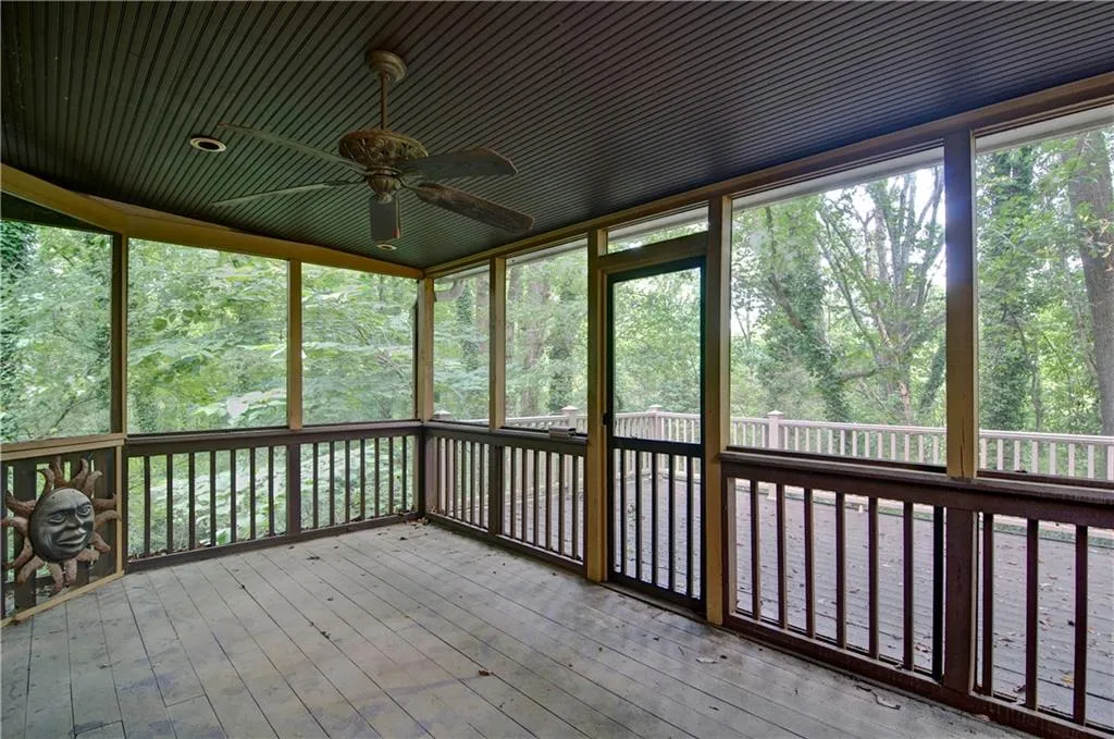 Very large screened in porch located just off of the family room