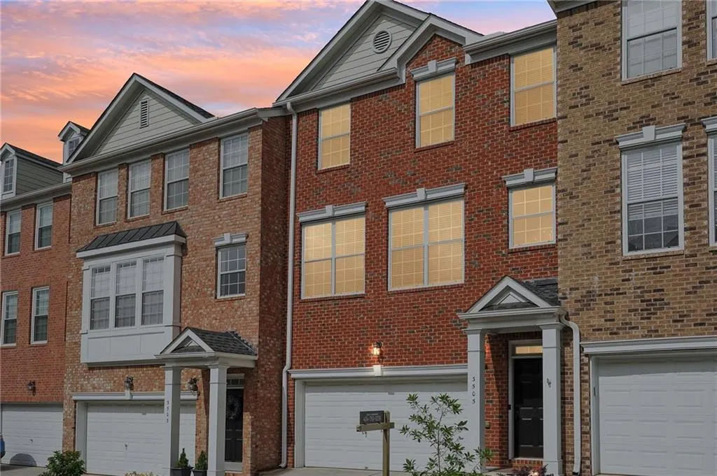 3505 Chattahoochee Summit Lane Se Unit 25, Atlanta, Georgia 30339, 3 Bedrooms Bedrooms, ,3 BathroomsBathrooms,Residential,For Sale,3505 Chattahoochee Summit Lane Se Unit 25,7627990