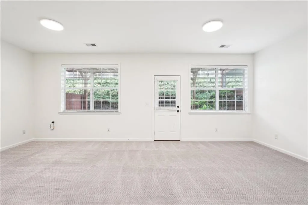 3505 Chattahoochee Summit Lane Se Unit 25, Atlanta, Georgia 30339, 3 Bedrooms Bedrooms, ,3 BathroomsBathrooms,Residential,For Sale,3505 Chattahoochee Summit Lane Se Unit 25,7627990