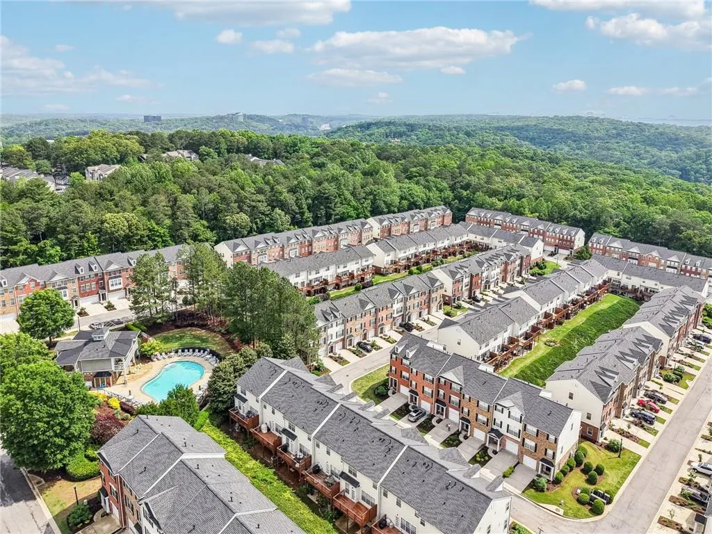 3505 Chattahoochee Summit Lane Se Unit 25, Atlanta, Georgia 30339, 3 Bedrooms Bedrooms, ,3 BathroomsBathrooms,Residential,For Sale,3505 Chattahoochee Summit Lane Se Unit 25,7627990