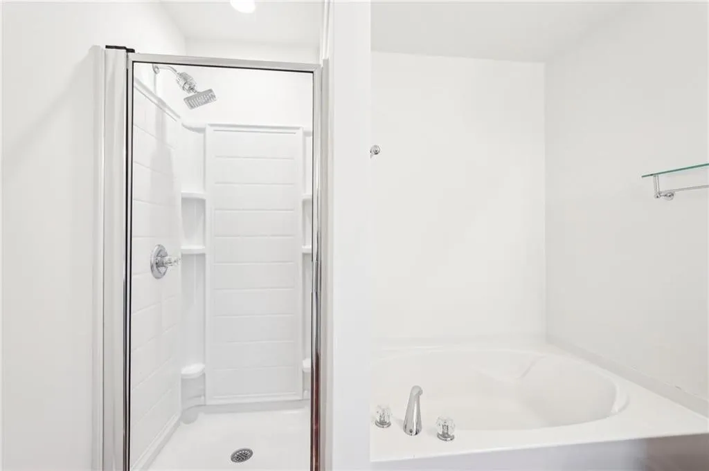 3505 Chattahoochee Summit Lane Se Unit 25, Atlanta, Georgia 30339, 3 Bedrooms Bedrooms, ,3 BathroomsBathrooms,Residential,For Sale,3505 Chattahoochee Summit Lane Se Unit 25,7627990