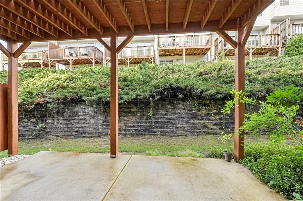 3505 Chattahoochee Summit Lane Se Unit 25, Atlanta, Georgia 30339, 3 Bedrooms Bedrooms, ,3 BathroomsBathrooms,Residential,For Sale,3505 Chattahoochee Summit Lane Se Unit 25,7627990