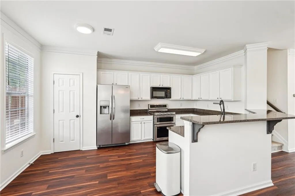 3505 Chattahoochee Summit Lane Se Unit 25, Atlanta, Georgia 30339, 3 Bedrooms Bedrooms, ,3 BathroomsBathrooms,Residential,For Sale,3505 Chattahoochee Summit Lane Se Unit 25,7627990